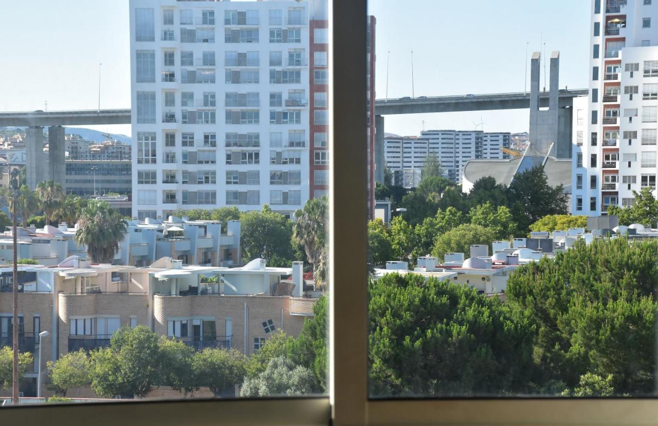 Tagus Life Apartment Lisbon Bagian luar foto